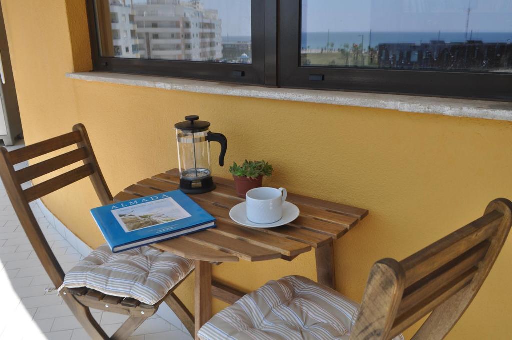 Sea house Apartment กอสตา ดา กาปาริกา ภายนอก รูปภาพ